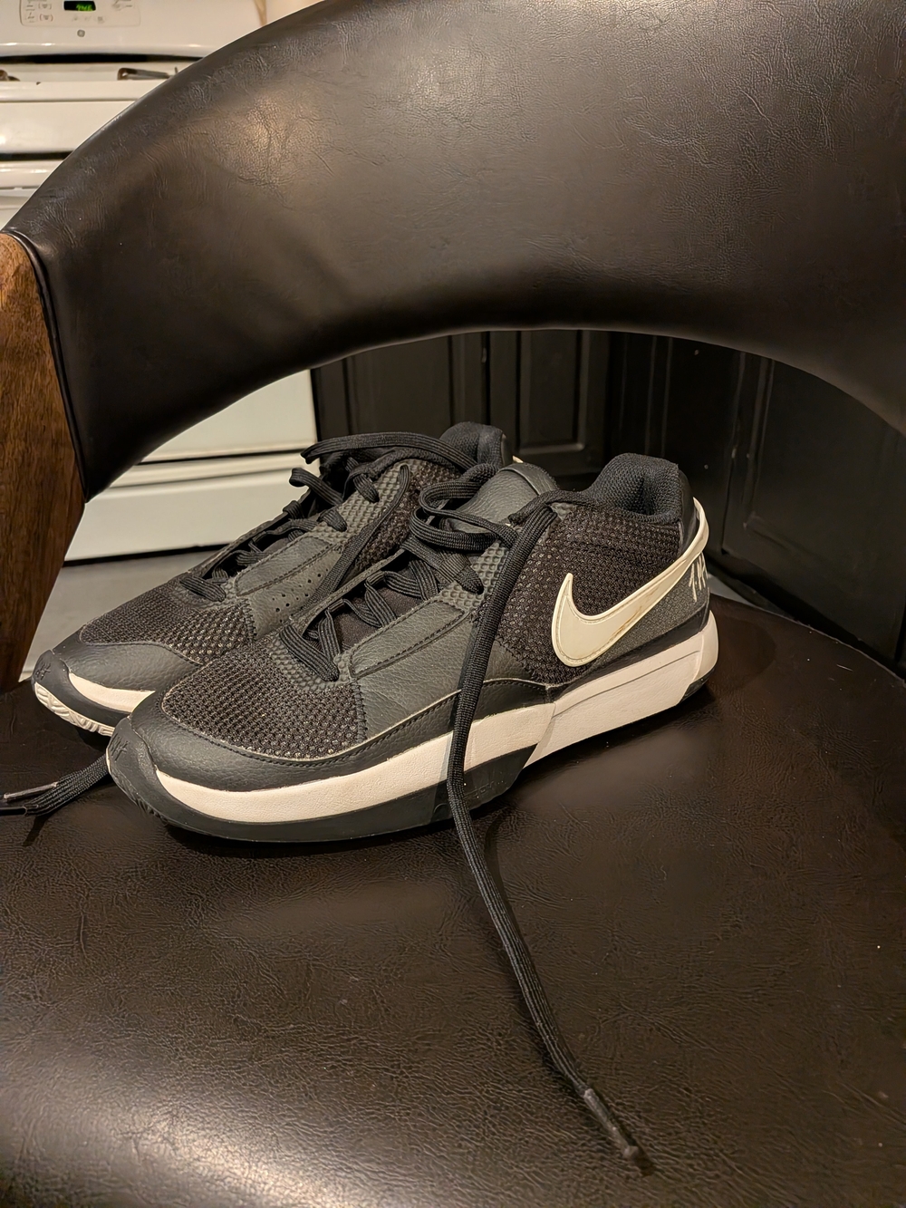 Nike Men’s Black Basketball Sneakers
